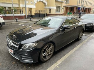 2018 Mercedes-Benz E-Класс 200 V (W213, S213, C238), чёрный, 4000000 рублей, вид 1