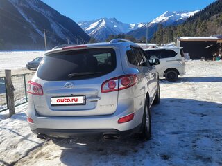 2010 Hyundai Santa Fe II Рестайлинг, серебристый, 1350000 рублей, вид 4