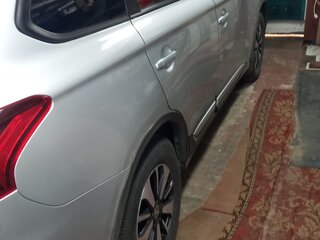 2018 Mitsubishi Outlander III Рестайлинг 2, серебристый, 2750000 рублей, вид 5