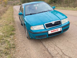 2001 Skoda Octavia I (A4) Рестайлинг, зелёный, 300000 рублей, вид 3