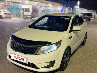 2014 Kia Rio III, белый, 590000 рублей, вид 1