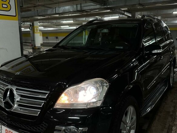 2008 Mercedes-Benz GL-Класс 500 I (X164), чёрный, 1800000 рублей