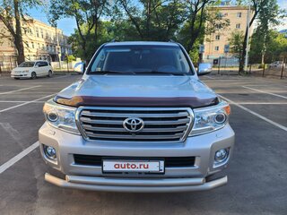 2012 Toyota Land Cruiser 200 Series Рестайлинг 1, серый, 4100000 рублей, вид 3