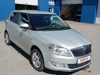 2012 Skoda Fabia II Рестайлинг, золотистый, 740000 рублей, вид 3