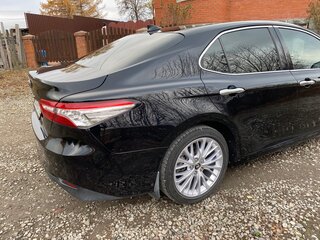 2018 Toyota Camry VIII (XV70), чёрный, 3250000 рублей, вид 2