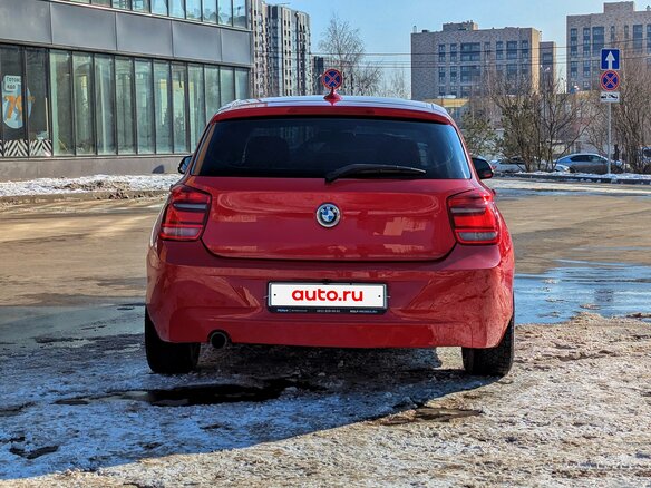 2012 BMW 1 серии 116i II (F20/F21), красный, 1100000 рублей - вид 10