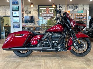 2019 Harley-Davidson Street Glide, пурпурный, 2300000 рублей, вид 2
