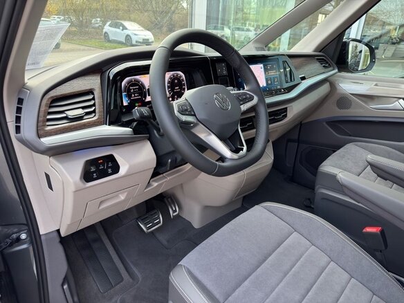 2025 Volkswagen Multivan T7, чёрный, 9100000 рублей - вид 7