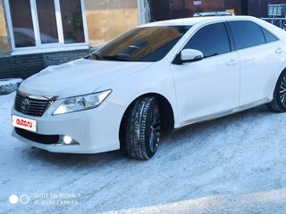 2012 Toyota Camry VII (XV50), белый, 1630000 рублей, вид 1