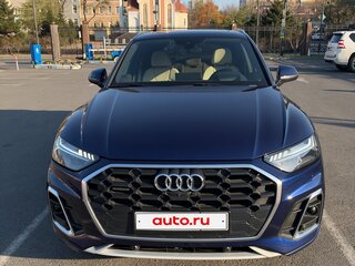 2021 Audi Q5 45 TFSI II (FY) Рестайлинг, синий, 4740000 рублей, вид 2