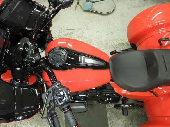 2026 Harley-Davidson Tri Glide, оранжевый, 4500000 рублей - вид 8