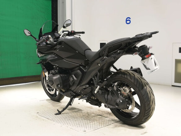 2025 BMW R 1300 RS, чёрный, 1950000 рублей - вид 5