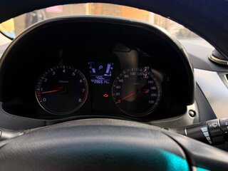 2013 Hyundai Solaris I, белый, 750000 рублей, вид 5