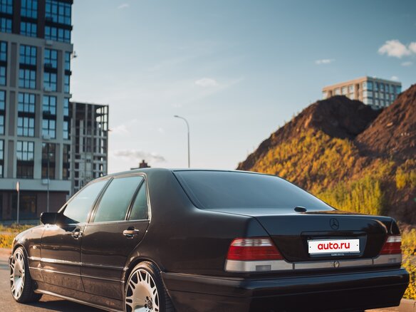 1998 Mercedes-Benz S-Класс 500 Long III (W140) Рестайлинг, серый, 5500000 рублей - вид 6
