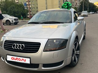 2000 Audi TT I (8N), серебристый, 700000 рублей, вид 1