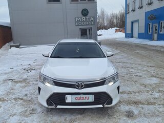 2014 Toyota Camry VII (XV50) Рестайлинг, белый, 2050000 рублей, вид 2
