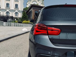 2016 BMW 1 серии 118i II (F20/F21) Рестайлинг, серый, 1600000 рублей, вид 5