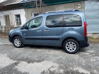 2011 Peugeot Partner II, серый, 650000 рублей, вид 4
