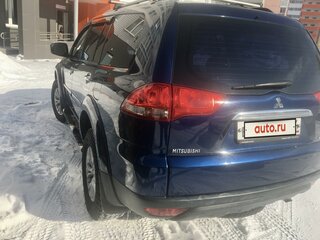 2014 Mitsubishi Pajero Sport II Рестайлинг, синий, 1800000 рублей, вид 3