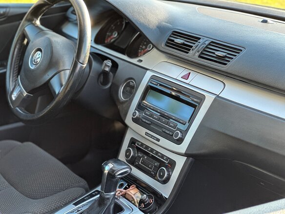 2010 Volkswagen Passat B6, синий, 630000 рублей - вид 6