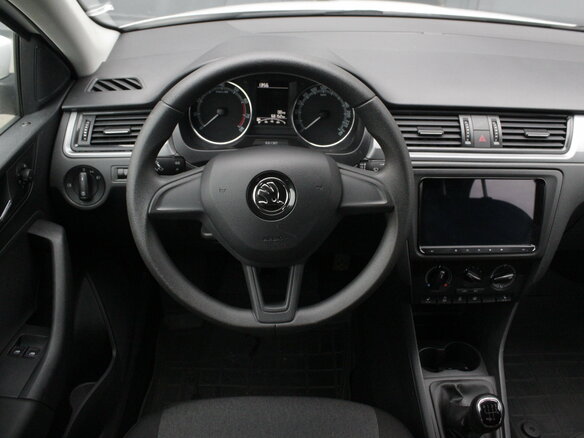 2020 Skoda Rapid I Рестайлинг, белый, 1450000 рублей - вид 7