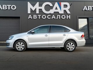 2016 Volkswagen Polo V Рестайлинг, серебристый, 870000 рублей, вид 5
