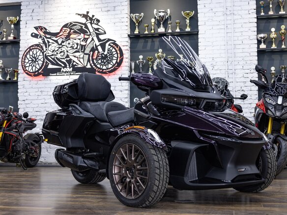 2026 BRP Can-Am Spyder, чёрный, 3490000 рублей - вид 25
