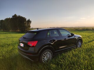 2018 Audi Q2 I, чёрный, 1600000 рублей, вид 5