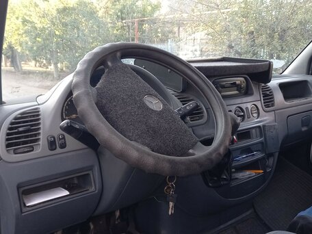 2005 Mercedes-Benz Фургон (4х2), белый, 1800000 рублей, вид 5