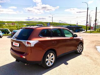 2012 Mitsubishi Outlander III, коричневый, 1150000 рублей, вид 4