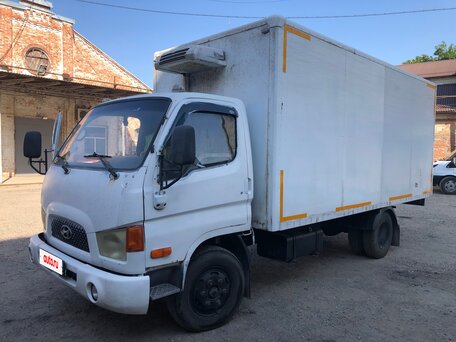 2011 Hyundai HD78, белый, 1500000 рублей, вид 2