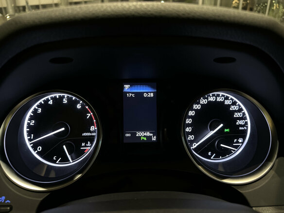 2020 Toyota Camry VIII (XV70), чёрный, 3670000 рублей - вид 12