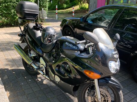 2002 Suzuki GSX 750F Katana, чёрный, 300000 рублей, вид 1
