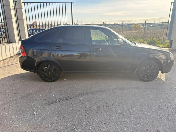 2010 Lada (ВАЗ) Priora I, чёрный, 186000 рублей - вид 4
