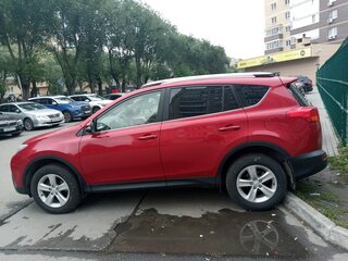 2014 Toyota RAV4 IV (XA40), красный, 1950000 рублей, вид 4