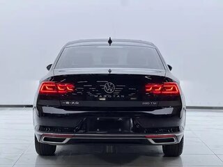 2022 Volkswagen Magotan B8 Рестайлинг, чёрный, 1625000 рублей, вид 4