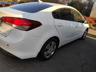 2018 Kia Cerato III Рестайлинг (Classic), белый, 1150000 рублей, вид 5