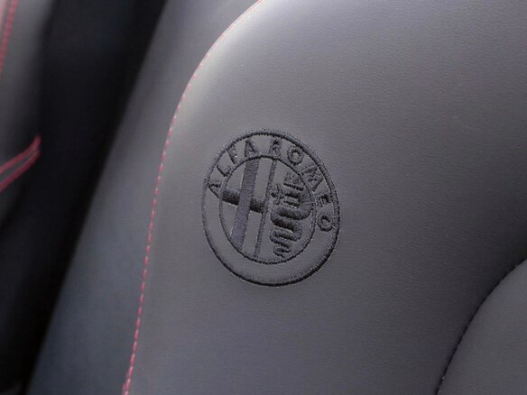 2010 Alfa Romeo 8C Competizione, красный - вид 25