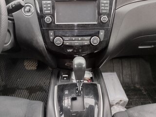 2017 Nissan X-Trail III, серебристый, 1750000 рублей, вид 5