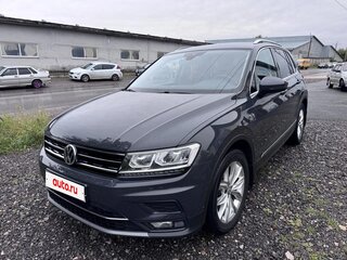 2020 Volkswagen Tiguan II, серый, 2800000 рублей, вид 2