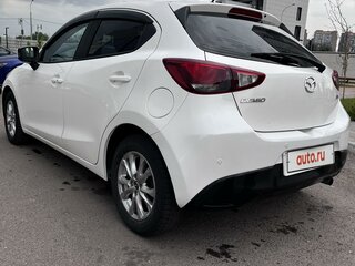 2015 Mazda Demio IV (DJ), белый, 1120000 рублей, вид 4