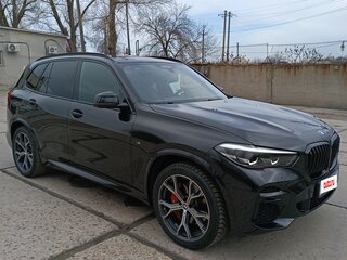 2022 BMW X5 30d IV (G05/G18), чёрный, 11111111 рублей, вид 3