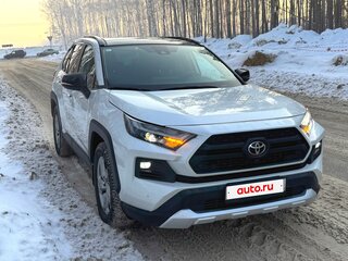2023 Toyota RAV4 V (XA50), белый, 3800000 рублей, вид 5