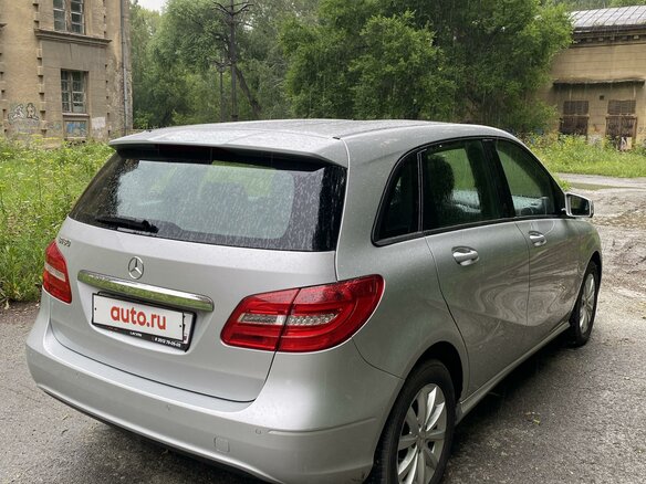 2012 Mercedes-Benz B-Класс 180 II (W246), серебристый, 1350000 рублей - вид 5