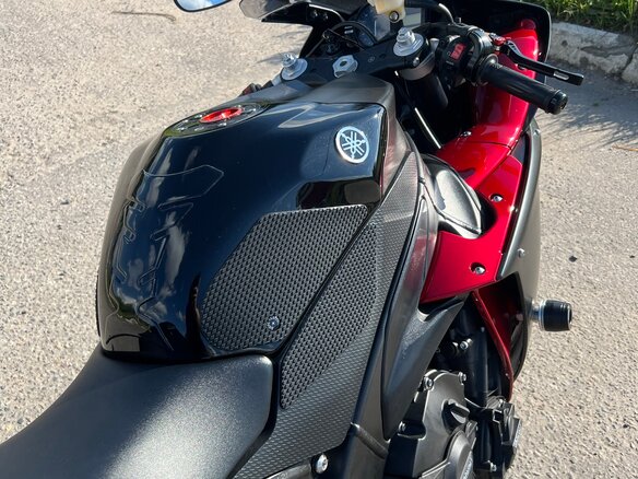 2010 Yamaha YZF-R1, чёрный, 1100000 рублей - вид 13