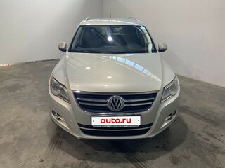 2010 Volkswagen Tiguan I, серебристый, 1100000 рублей, вид 2