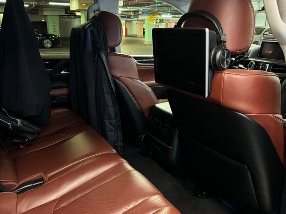 2020 Lexus LX 570 III Рестайлинг 2, чёрный, 8525000 рублей - вид 11
