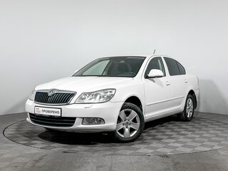 2012 Skoda Octavia II (A5) Рестайлинг, белый, 550000 рублей, вид 1