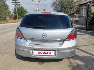 2007 Opel Astra H Рестайлинг, серебристый, 360000 рублей, вид 2