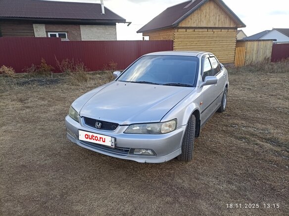 2001 Honda Accord VI, серебристый, 350000 рублей